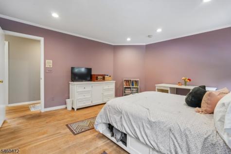 30 Connel Drive West Orange NJ 07052