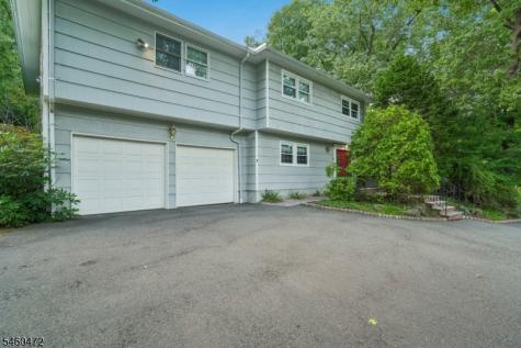 30 Connel Drive West Orange NJ 07052