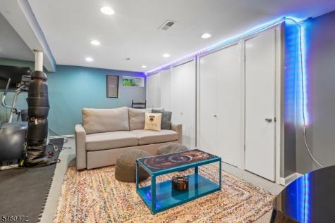 30 Connel Drive West Orange NJ 07052