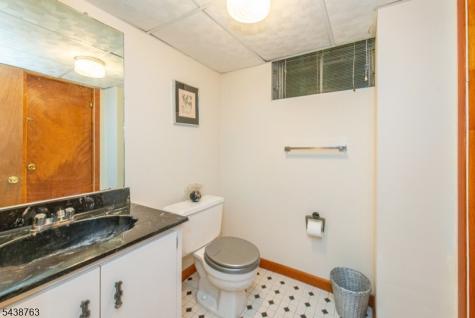 9 Puddingstone Way Florham Park NJ 07932