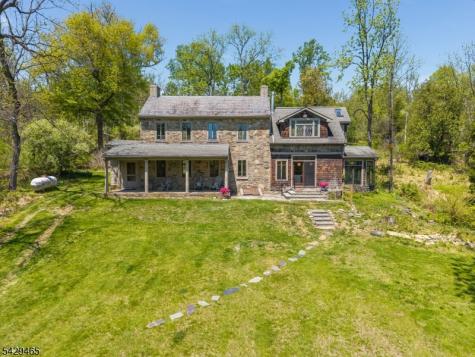 130 Shire Road Holland NJ 08848