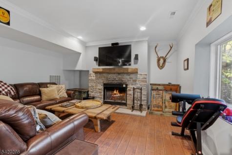1 Glen Terrace Montville NJ 07045