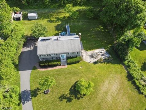 16 Old Mountain Road Clinton NJ 08833