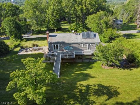 16 Old Mountain Road Clinton NJ 08833