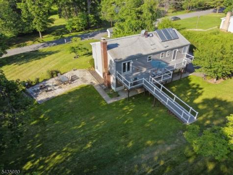 16 Old Mountain Road Clinton NJ 08833