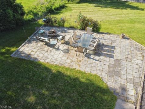 16 Old Mountain Road Clinton NJ 08833
