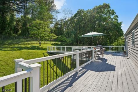 16 Old Mountain Road Clinton NJ 08833