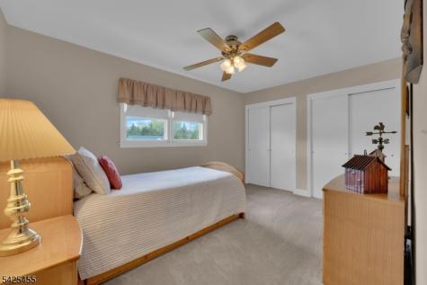 456 Steeplechase Lane Bridgewater NJ 08807