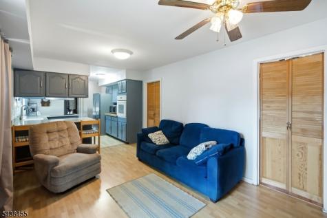 13 Abbott Road Franklin NJ 08873