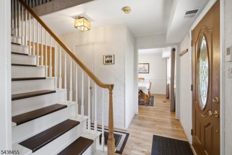 13 Abbott Road Franklin NJ 08873