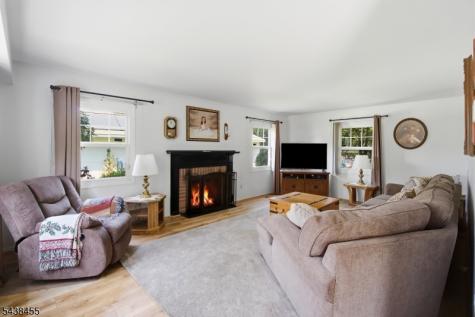 13 Abbott Road Franklin NJ 08873