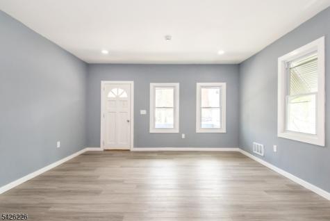 35 Boonton Avenue Butler NJ 07405