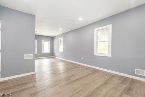 35 Boonton Avenue Butler NJ 07405