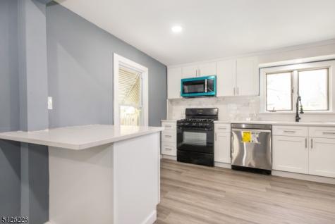35 Boonton Avenue Butler NJ 07405