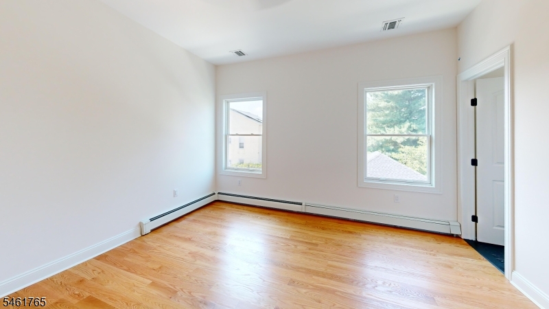 182 East 25th Street Paterson NJ 07514