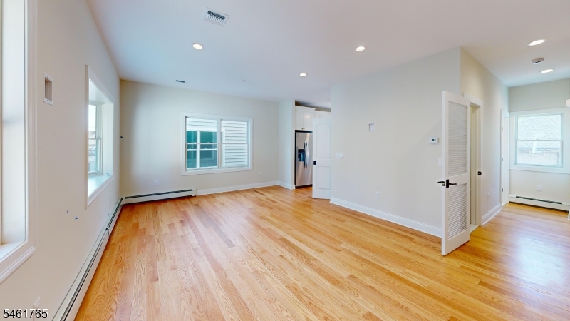 182 East 25th Street Paterson NJ 07514