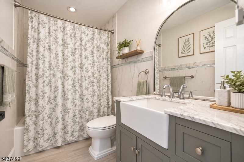 15 Foxwood Drive Franklin NJ 08873