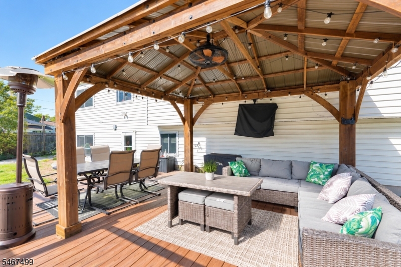 15 Foxwood Drive Franklin NJ 08873