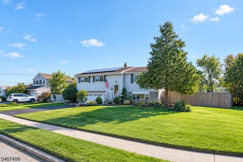15 Foxwood Drive Franklin NJ 08873