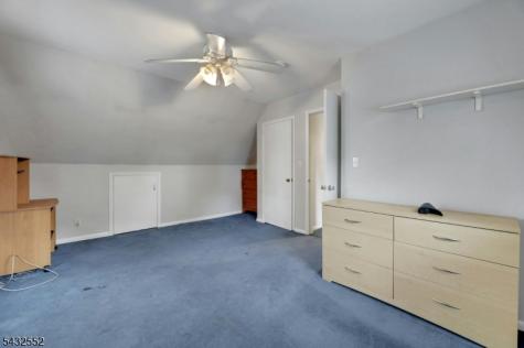 17 Butler Place Wanaque NJ 07420
