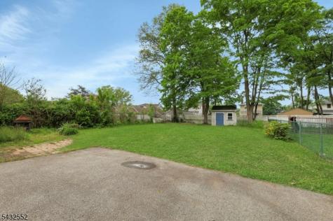17 Butler Place Wanaque NJ 07420
