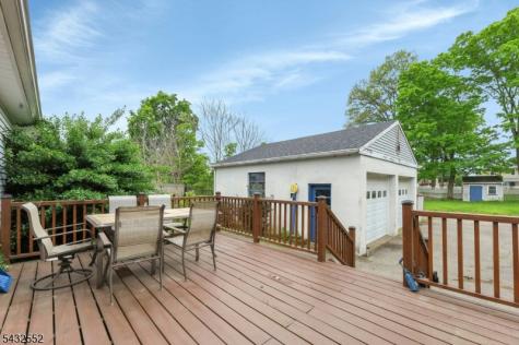 17 Butler Place Wanaque NJ 07420