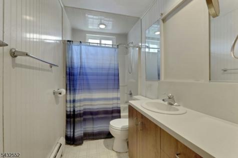 17 Butler Place Wanaque NJ 07420