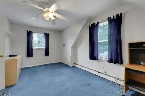 17 Butler Place Wanaque NJ 07420