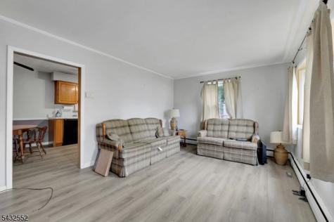 17 Butler Place Wanaque NJ 07420