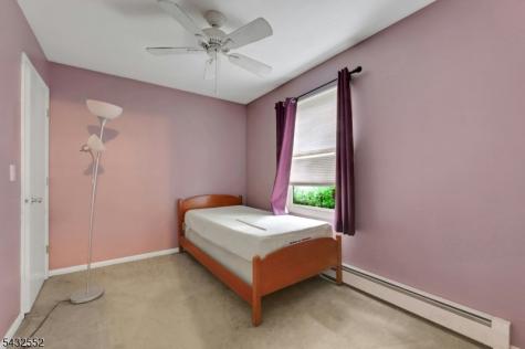 17 Butler Place Wanaque NJ 07420