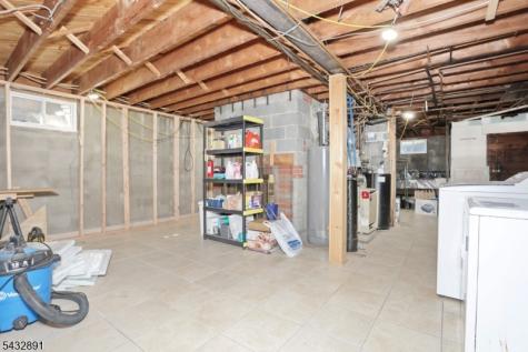 54 Stalter Wayne NJ 07470