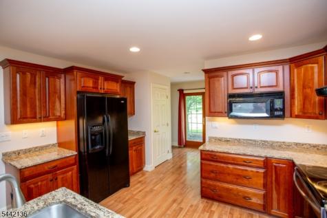 117 Circle Drive South West Amwell NJ 08530