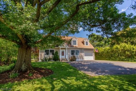 117 Circle Drive South West Amwell NJ 08530