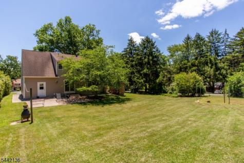 117 Circle Drive South West Amwell NJ 08530