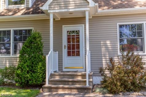 117 Circle Drive South West Amwell NJ 08530