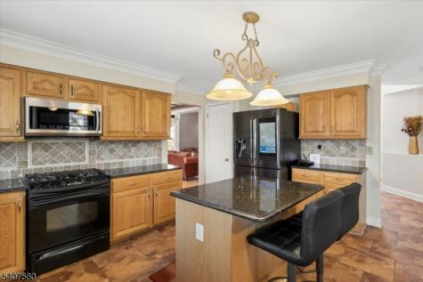 15 Congress Lane South River NJ 08882