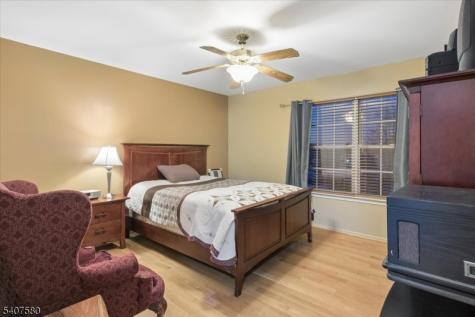 15 Congress Lane South River NJ 08882