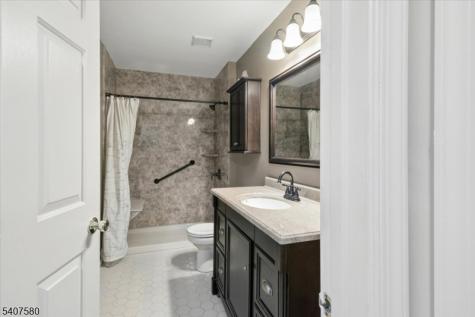 15 Congress Lane South River NJ 08882