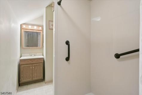 15 Congress Lane South River NJ 08882