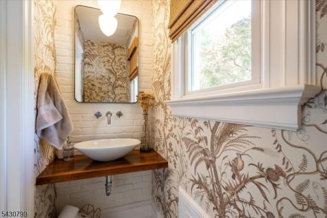 145 Hawthorne Avenue Glen Ridge Boro NJ 07028
