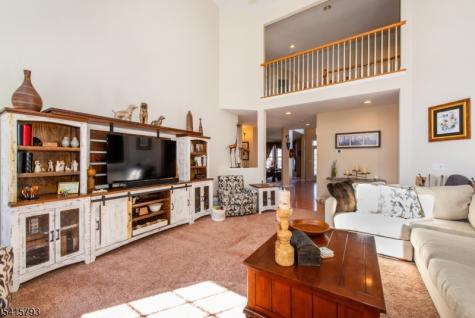 38 Saunders Lane Mount Olive NJ 07840
