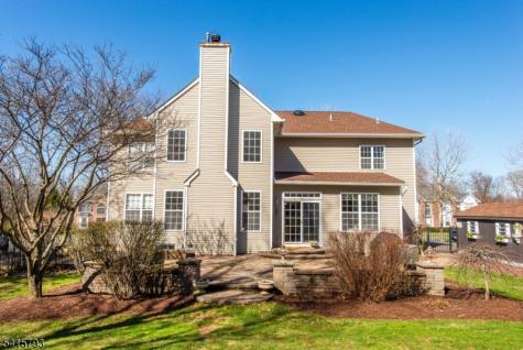 38 Saunders Lane Mount Olive NJ 07840