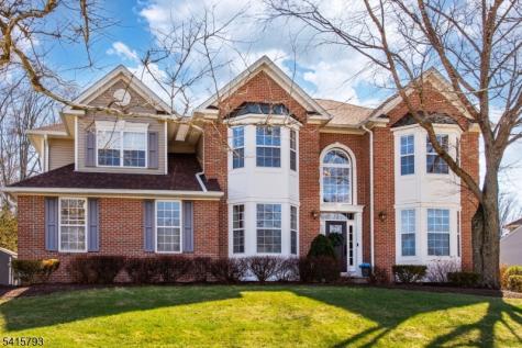 38 Saunders Lane Mount Olive NJ 07840