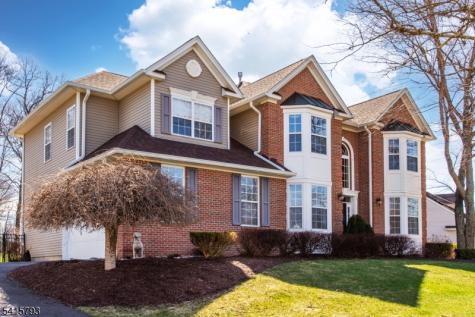 38 Saunders Lane Mount Olive NJ 07840