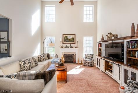 38 Saunders Lane Mount Olive NJ 07840