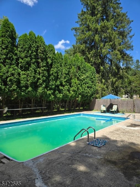1 Pioneer Trail Jefferson NJ 07438