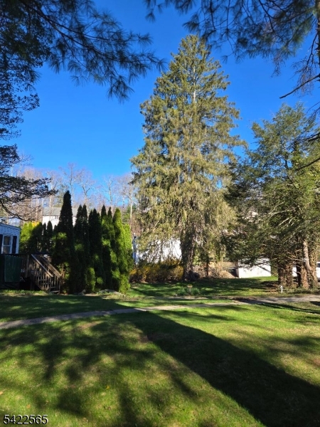 1 Pioneer Trail Jefferson NJ 07438