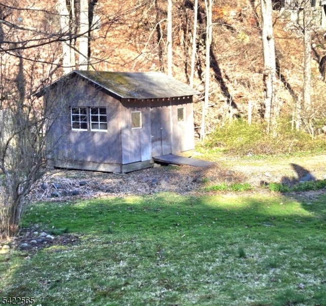 1 Pioneer Trail Jefferson NJ 07438