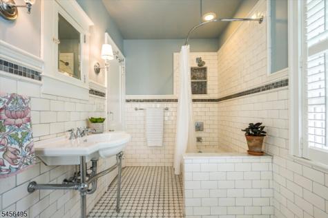 42 Hamilton Road Glen Ridge Boro NJ 07028