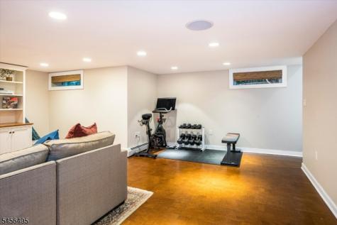 42 Hamilton Road Glen Ridge Boro NJ 07028